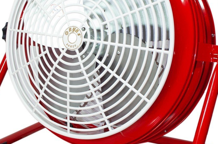 f6e60880-79e4-43ae-80da-3e90d886912c-990x550